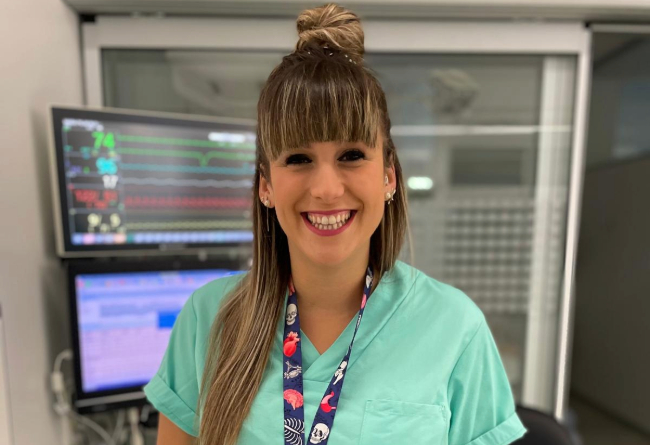 La enfermera Amaia Saralegui obtuvo una beca de COENAV para una estancia de investigación en la Universidad de Nueva York (EE.UU.)