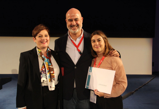 Autores del estudio premiado. De izquierda a derecha, Irene Larrañeta, José Luis Cobos y Cristina Labiano